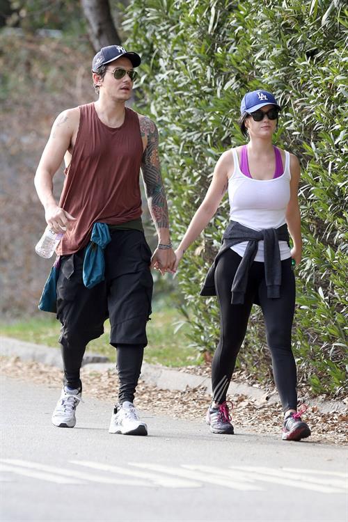 Katy Perry hiking in LA on January 31, 2013