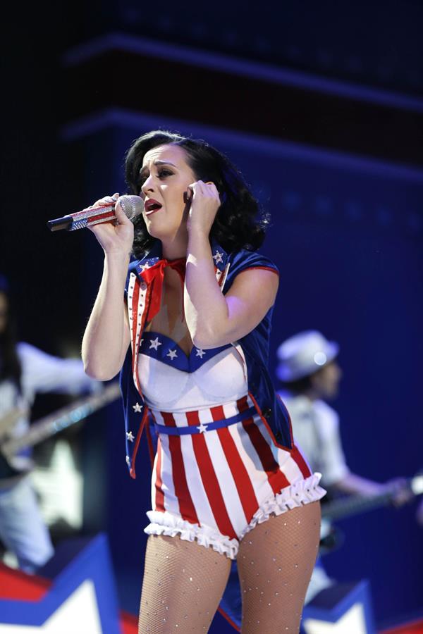 Katy Perry Kid’s Inaugural concert candids in Washington D.C, January 19, 2013 