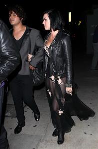 Katy Perry Shore Bar, Santa Monica - August 24, 2012