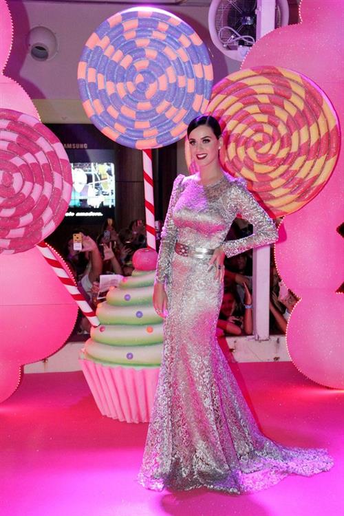 Katy Perry - Part of Me premiere in Rio de Janeiro 07/30/12
