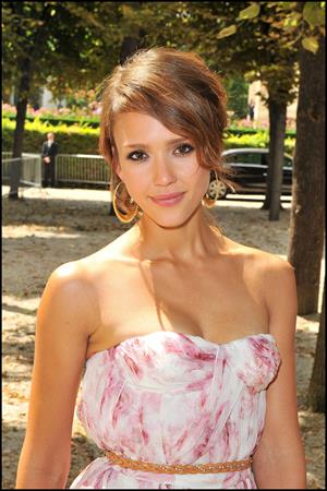 Jessica Alba at Christian Dior show during Paris fashion week 5-7-2010