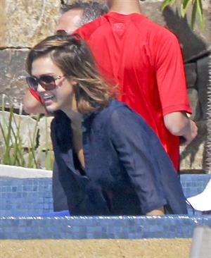 Jessica Alba holiday in Cabo San Lucas December 31, 2010