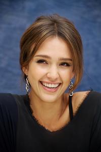 Jessica Alba Machete press conference portraits in Beverly Hills on August 27, 2010