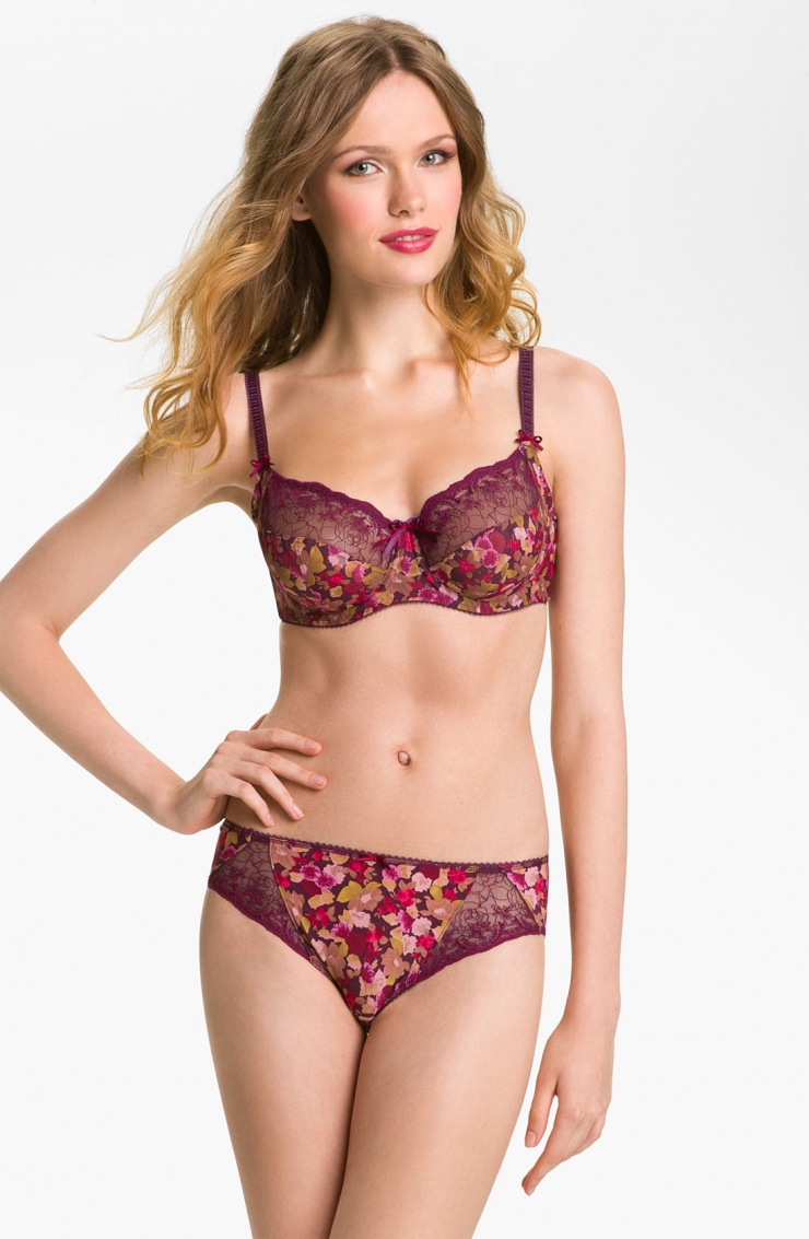 Lada Kravchenko in lingerie