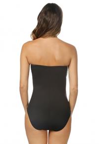 Talita Correa in a bikini - ass