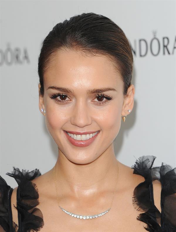 Jessica Alba - Glamour Women Of The Year Awards in London 2012.05.29