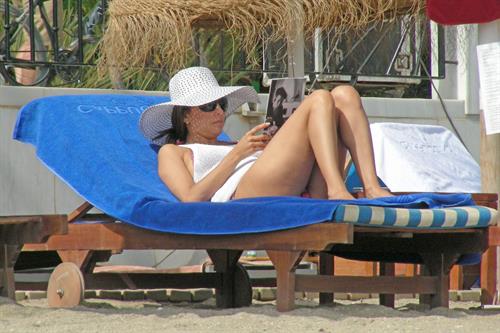 Eva Longoria Wearing a bikini on holiday in Marbella 04.08.13 