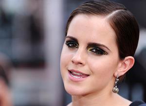 Emma Watson - Harry Potter and the Deathly Hallows Premiere in New York City, July 11, 2011