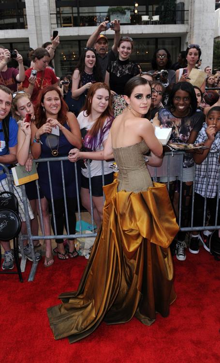 Emma Watson - Harry Potter and the Deathly Hallows Premiere in New York City, July 11, 2011