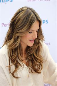 Alessandra Ambrosio Philips Satin Perfect Fashion and Beauty Event March 23, 2012 