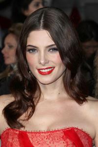 Ashley Greene Twilight Breaking Dawn premiere in Los Angeles on November 14, 2011
