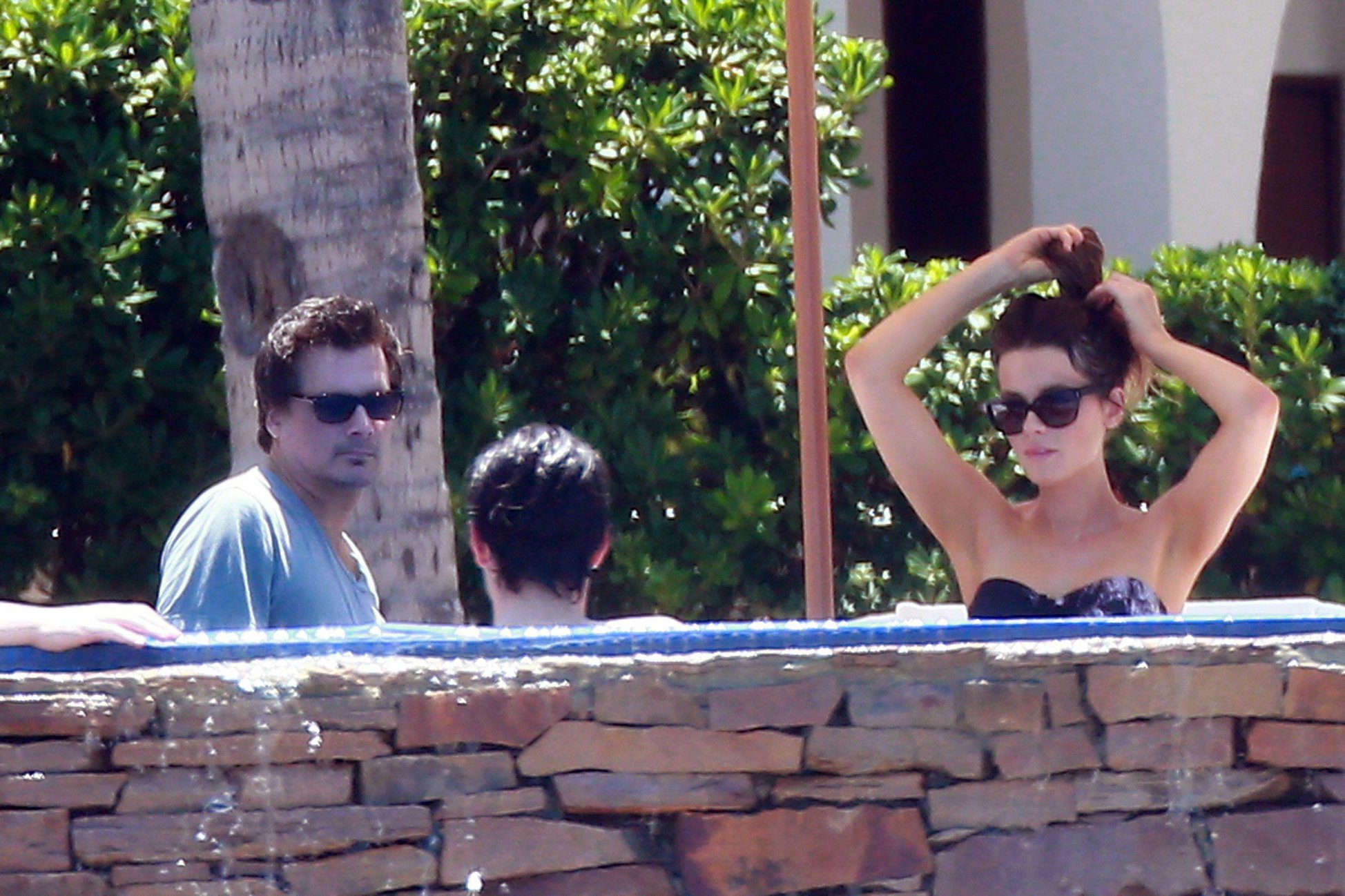 Kate Beckinsale wearing a bikini on vacation in Mexico August 21, 2013