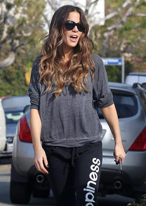 Kate Beckinsale Spotted at a friends house in Pacific Palisades March 32013 