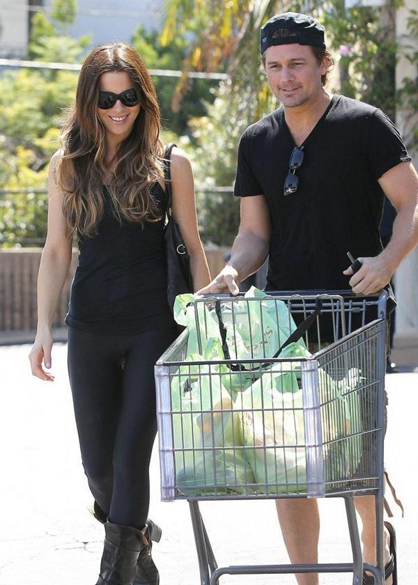 Kate Beckinsale In tights, shopping at a market in Pacific Palisades - September 15, 2013 