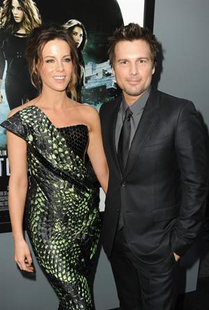 Kate Beckinsale Premiere of Columbia Pictures' 'Total Recall' at Grauman's Chinese Theatre in Hollywood August 1-20 
