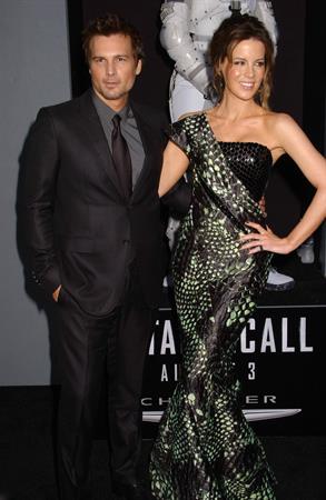 Kate Beckinsale Premiere of Columbia Pictures' 'Total Recall' at Grauman's Chinese Theatre in Hollywood August 1-20 