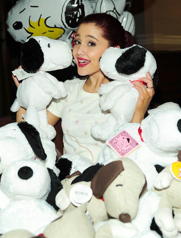 Ariana Grande Valentine Twitter party in Los Angeles 08-02-2012 