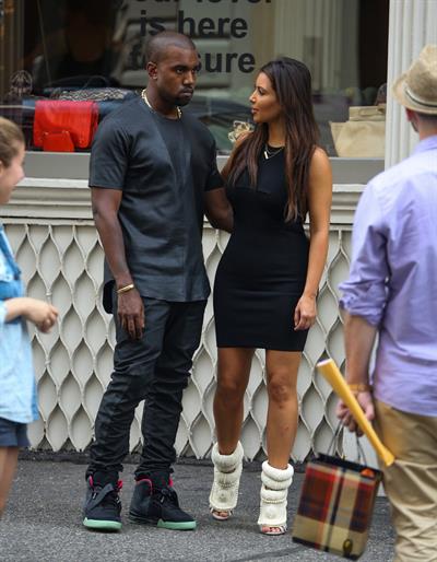 Kim Kardashian and Kanye West walk around SoHo in New York City 