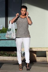 Kim Kardashian and Kanye West shop in Beverly Hills 11 August 2012 