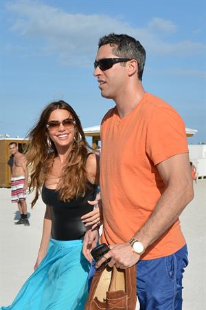 Sofia Vergara - beach candids in Miami 1/2/13  