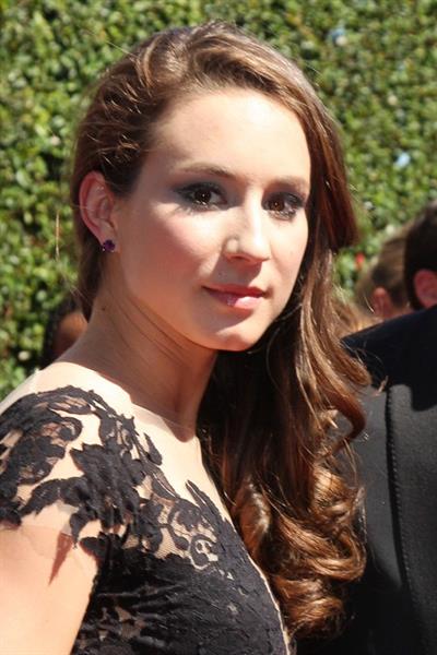 Troian Bellisario