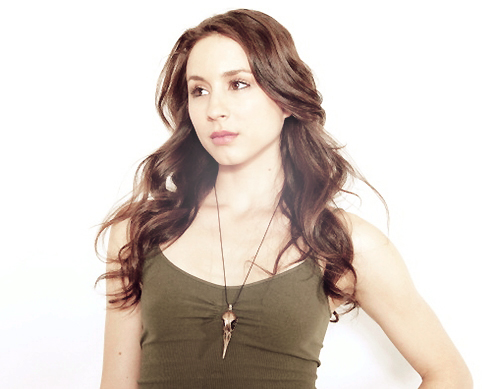 Troian Bellisario