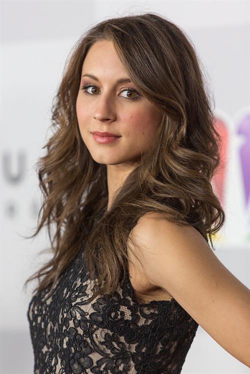 Troian Bellisario