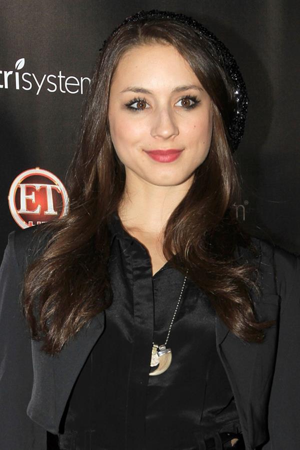 Troian Bellisario