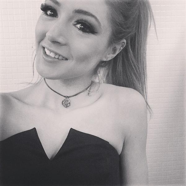 Chrissy Costanza