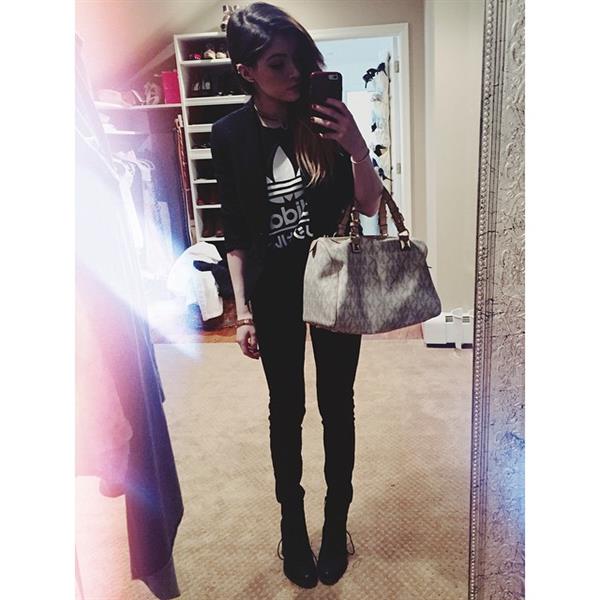 Chrissy Costanza taking a selfie