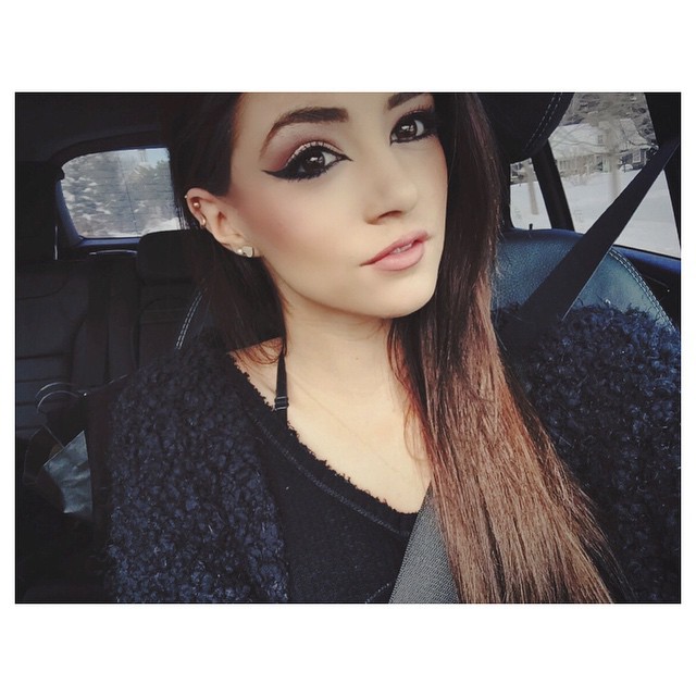 Chrissy Costanza