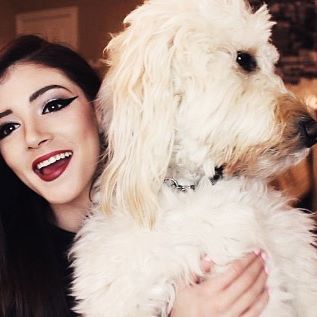 Chrissy Costanza