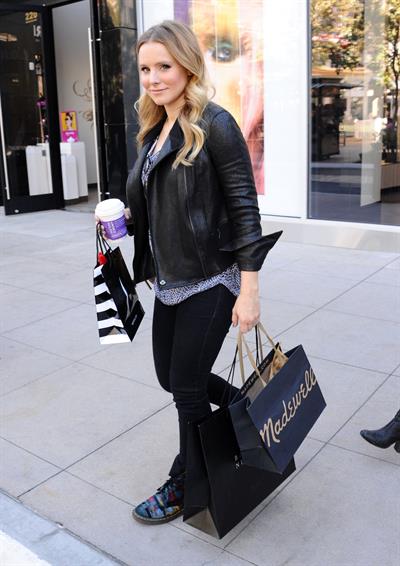 Kristen Bell out shopping at The Americana at Brand in Glendale 10/30/12