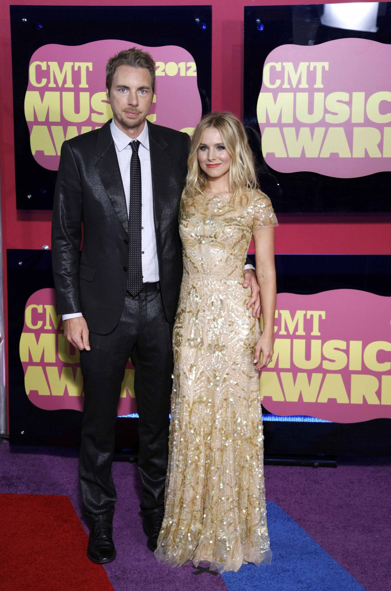 Kristen Bell - 2012 CMT Music Awards in Nashville (June 6, 2012) 