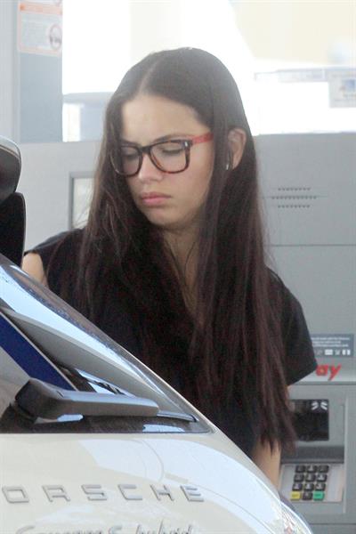 Adriana Lima in Miami 1/5/13  