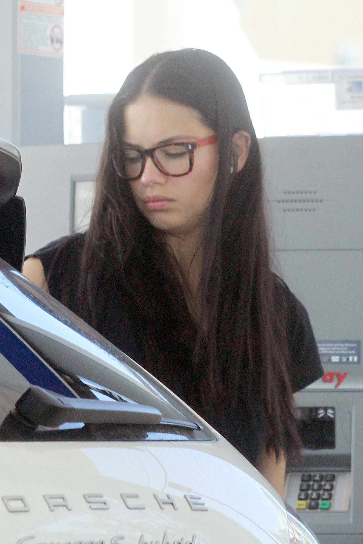 Adriana Lima in Miami 1/5/13  