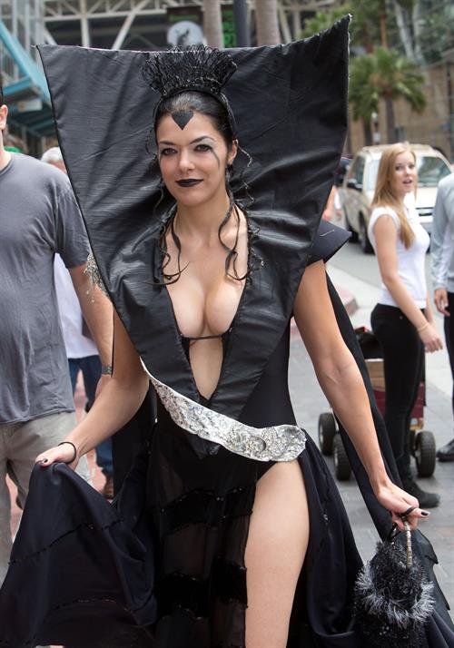 Adrianne Curry dressed as Lily from Legend during Comic-Con in San Diego - July 14, 2012