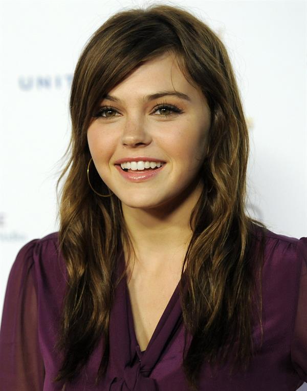 Aimee Teegarden 63rd Primetime Emmy Awards Performers Nominees Reception on September 16, 2011 