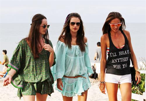 Alessandra Ambrosio - beach candids in LA 1/3/12  