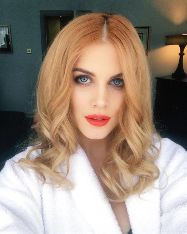 Ashley James taking a selfie