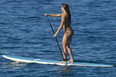 Alex Morgan bikini candids in Hawaii 12/19/12 