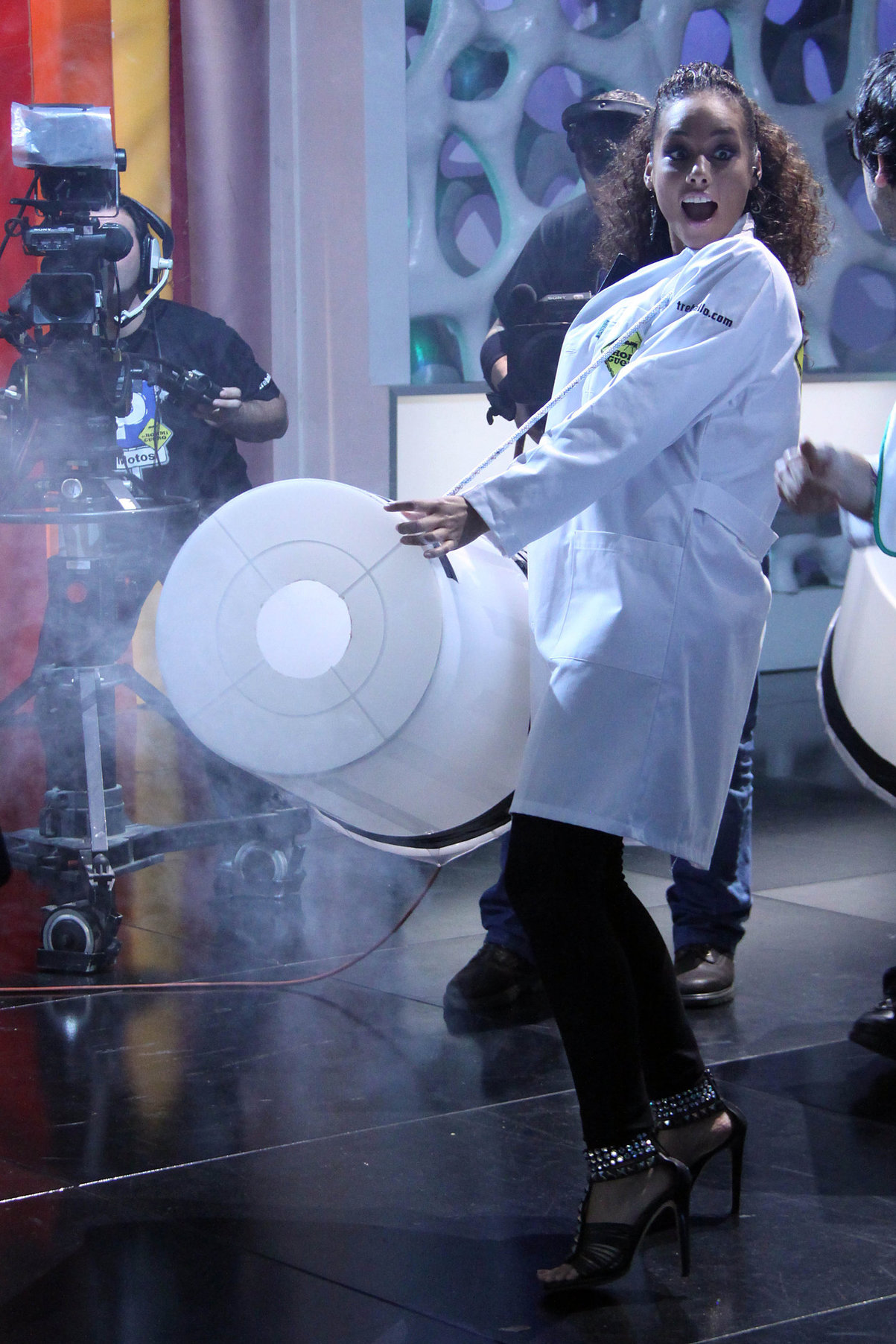 Alicia Keys appearing on the Spanish tv show El Hormiguero on January 19, 2010 