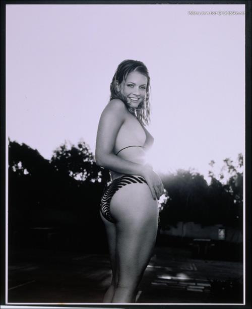 Melissa Joan Hart in a bikini - ass