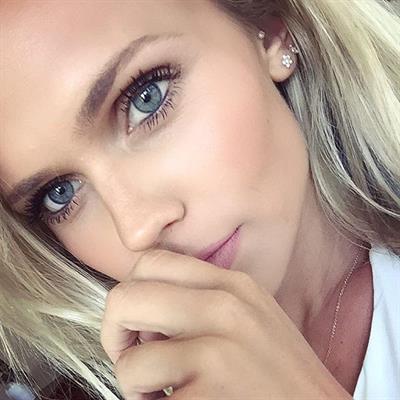 Hilde Osland taking a selfie