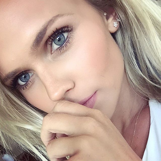 Hilde Osland taking a selfie