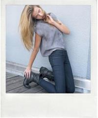 Hailey Clauson Sports Illustrated 2015 in body paint