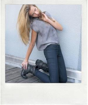 Hailey Clauson Sports Illustrated 2015 in body paint