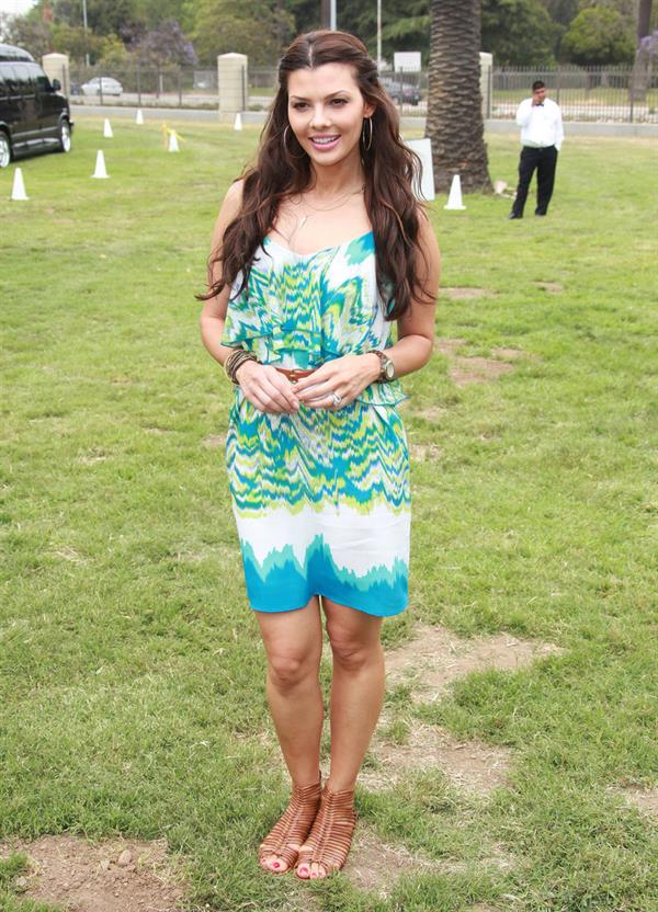 Ali Landry 21st a time for heroes celebrity picnic in Los Angeles on June 16, 2010