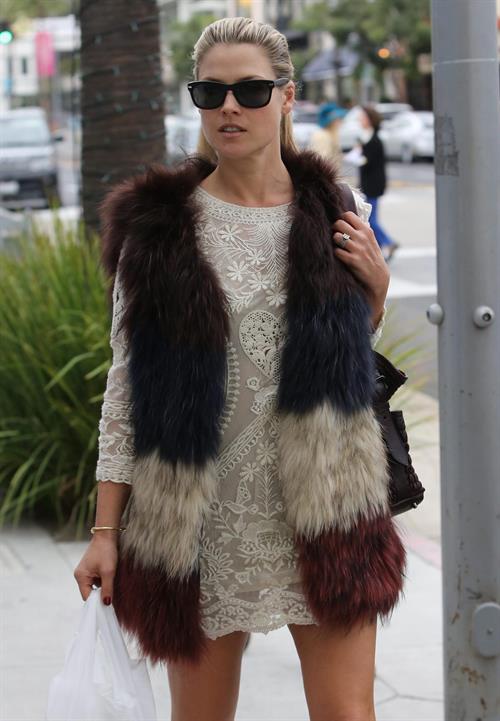 Ali Larter walking in Beverly Hills 11/12/13  