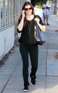 Alyson Hannigan Goes shopping in Santa Monica (November 7, 2013) 